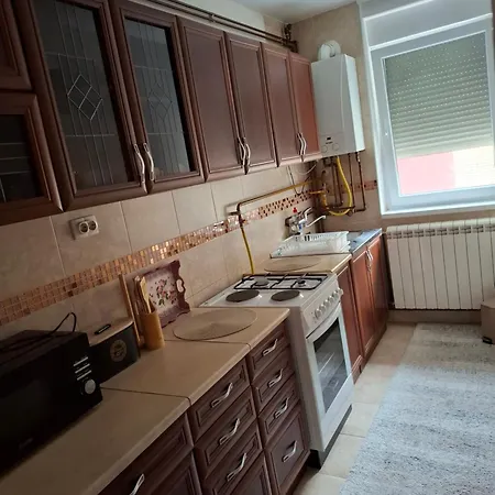 Demetra Apartamento *